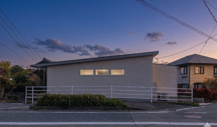 Night Exterior
